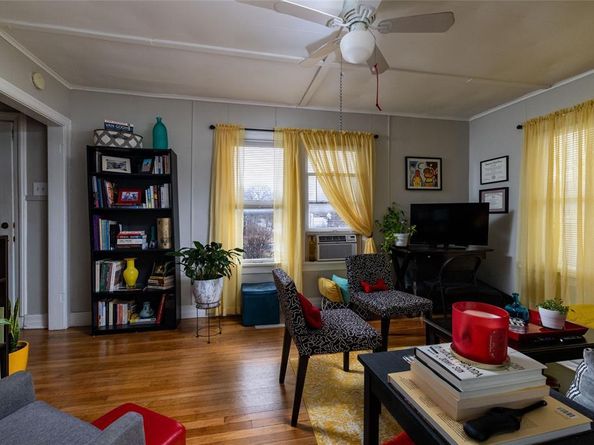 1626  College Avenue , Fort Worth Texas 76104