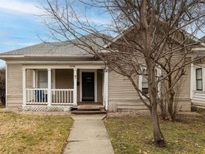 1626  College Avenue , Fort Worth Texas 76104