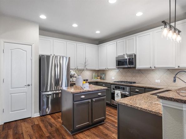 9841  Mcfarring Drive , Fort Worth Texas 76244