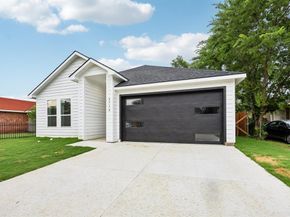 2716 E 12th Street , Fort Worth Texas 76111