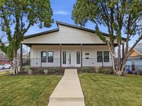 901  Elsbeth Street , Dallas Texas 75208