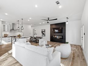 901  Elsbeth Street , Dallas Texas 75208