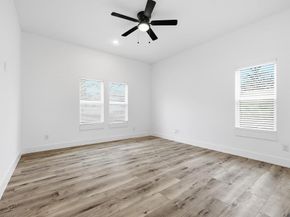 901  Elsbeth Street , Dallas Texas 75208