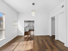 1716  5th Avenue , Fort Worth Texas 76110