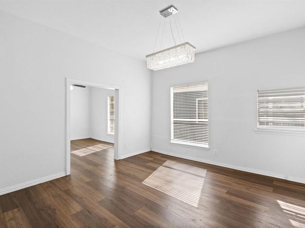 1716  5th Avenue , Fort Worth Texas 76110