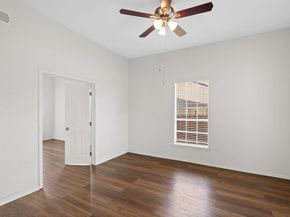 1716  5th Avenue , Fort Worth Texas 76110