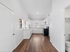 1716  5th Avenue , Fort Worth Texas 76110