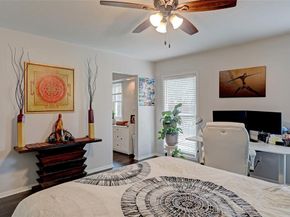 7736  Meadow Road  102, Dallas Texas 75230