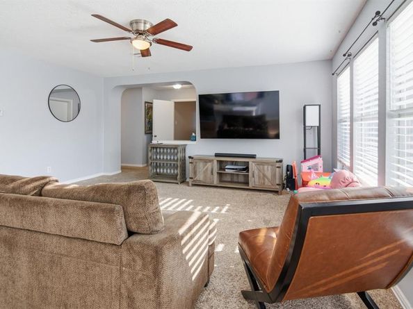 329  Beechwood Lane , Cedar Hill Texas 75104