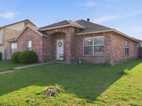 329  Beechwood Lane , Cedar Hill Texas 75104