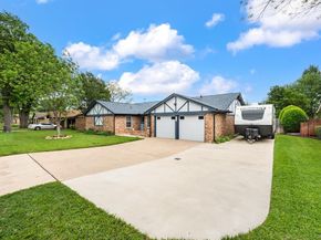 333  Mountainview Drive , Hurst Texas 76054