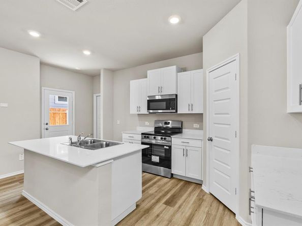 3149  Maple Orchard Lane , Fort Worth Texas 76140