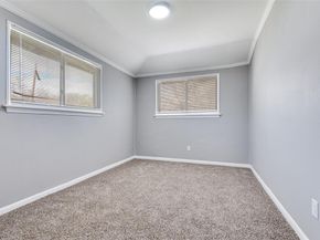 421 W 8th Street , Lancaster Texas 75146