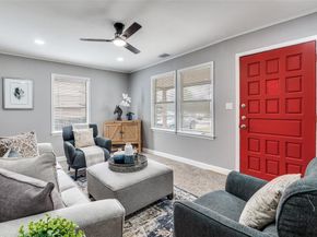 421 W 8th Street , Lancaster Texas 75146
