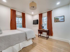 5325 W University Boulevard , Dallas Texas 75209