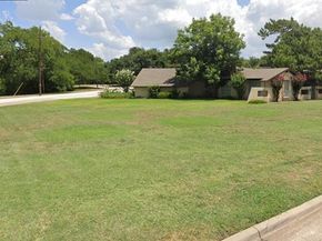 3909  Alta Vista Lane , Dallas Texas 75229