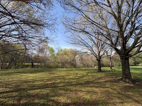 3909  Alta Vista Lane , Dallas Texas 75229