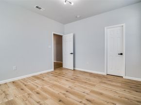 1321  Fletcher Street , Dallas Texas 75223