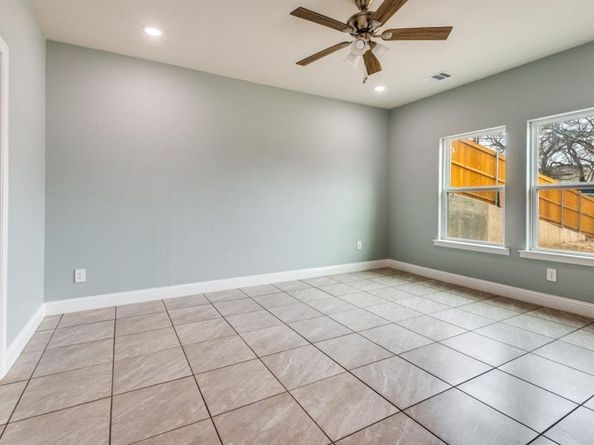 2110  22nd  , Fort Worth Texas 76164