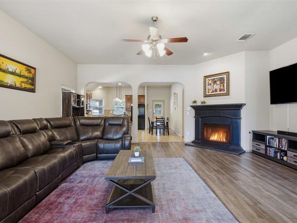 8312  Indian Bluff Trail , Fort Worth Texas 76131