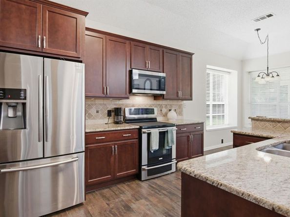 7854  Park Falls Court , Fort Worth Texas 76137