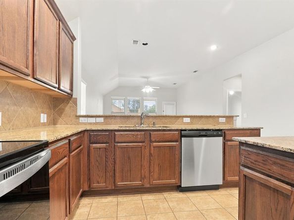 2927  Albares Drive , Grand Prairie Texas 75054