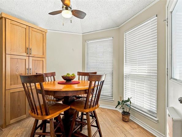 2211  Mediterranean Avenue , Arlington Texas 76011