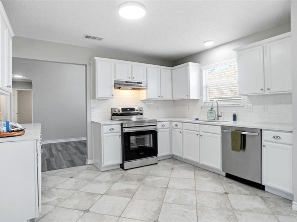 1105  Doreen Street , White Settlement Texas 76108