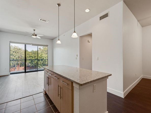 4414  Cedar Springs Road  318, Dallas Texas 75219