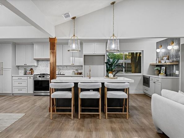 3002  Deep Valley Trail , Plano Texas 75075