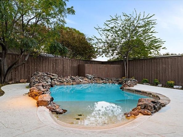 3002  Deep Valley Trail , Plano Texas 75075