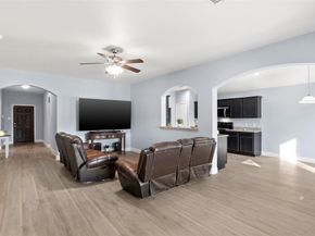 1318  Exeter Avenue , Dallas Texas 75216