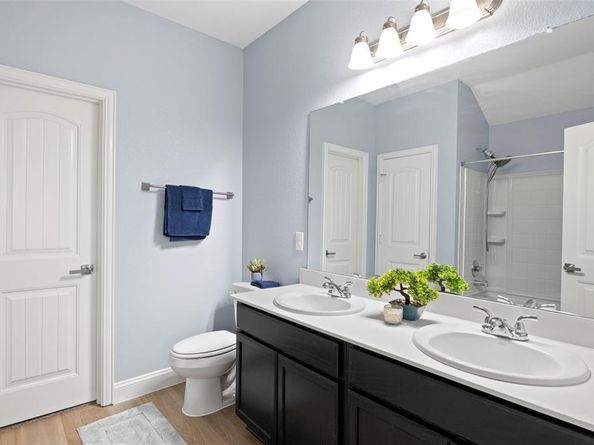 1318  Exeter Avenue , Dallas Texas 75216