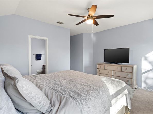 1318  Exeter Avenue , Dallas Texas 75216