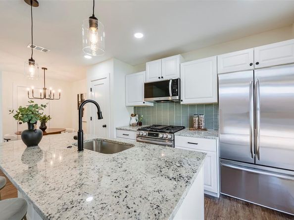 3212  Santa Teresa Avenue , Dallas Texas 75228