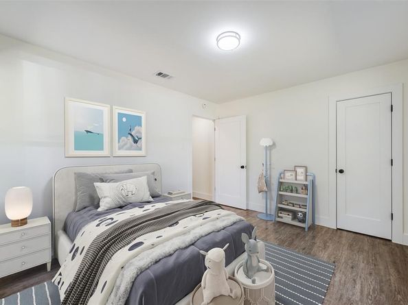 3212  Santa Teresa Avenue , Dallas Texas 75228