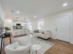 3212  Santa Teresa Avenue , Dallas Texas 75228