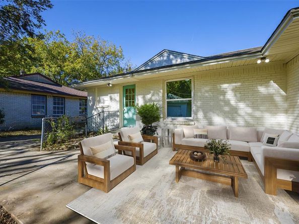 3212  Santa Teresa Avenue , Dallas Texas 75228