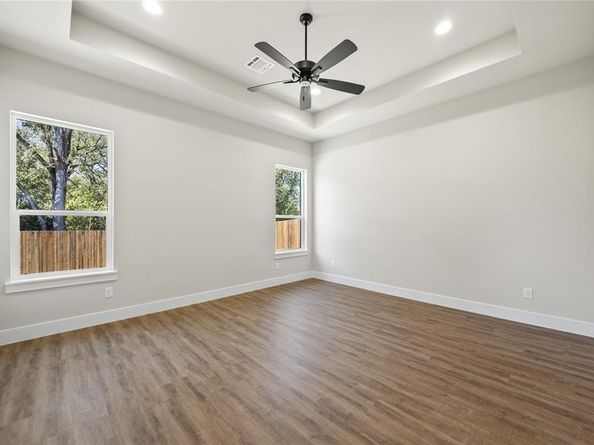 903  Boston Lane , River Oaks Texas 76114