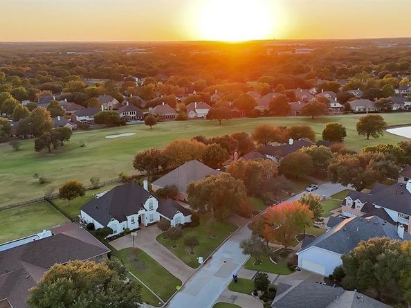 919  Riviera Drive , Mansfield Texas 76063