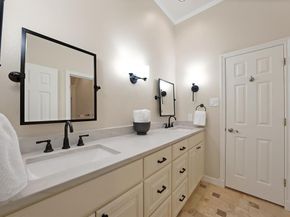 919  Riviera Drive , Mansfield Texas 76063