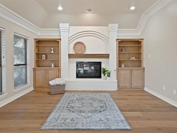 919  Riviera Drive , Mansfield Texas 76063