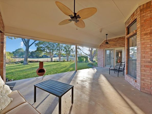 919  Riviera Drive , Mansfield Texas 76063