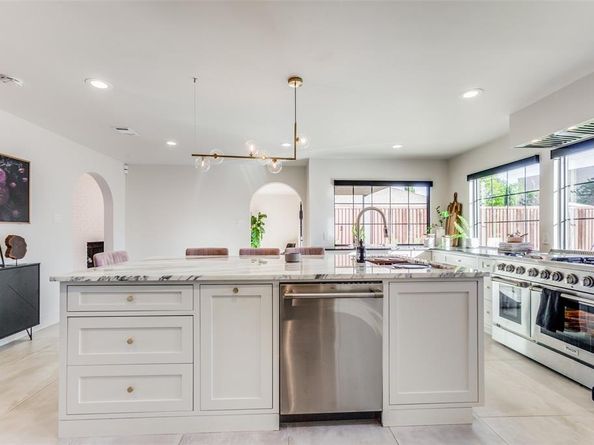 15710  Nedra Way , Dallas Texas 75248