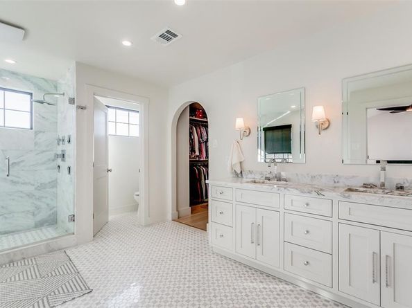 15710  Nedra Way , Dallas Texas 75248