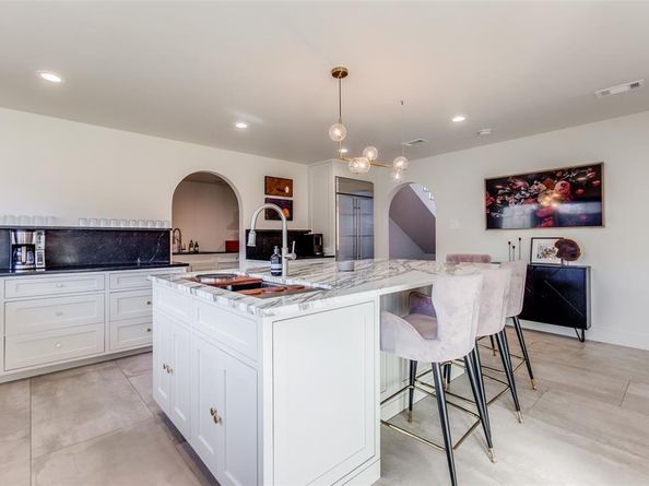 15710  Nedra Way , Dallas Texas 75248