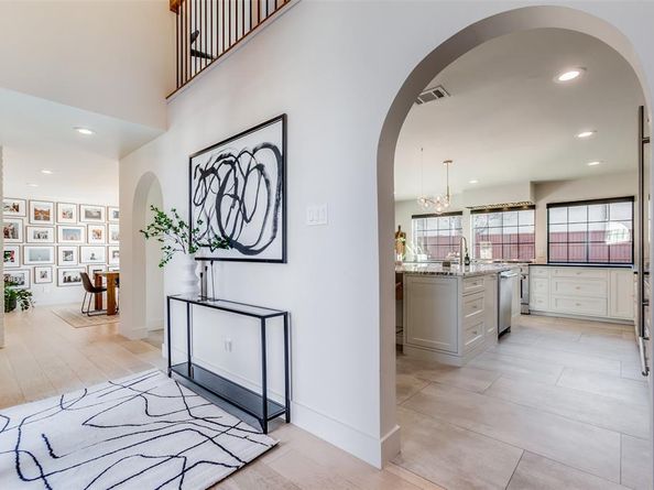 15710  Nedra Way , Dallas Texas 75248