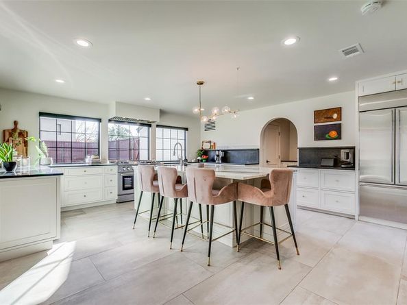 15710  Nedra Way , Dallas Texas 75248