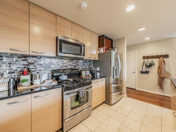 1200  Main Street  306, Dallas Texas 75202