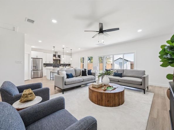 2516  Sunridge Road , Carrollton Texas 75006